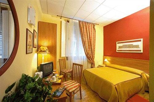 B&B Residenza Manzoni Florence Buitenkant foto