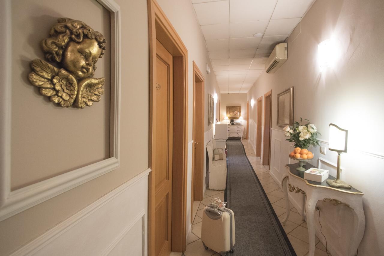 B&B Residenza Manzoni Florence Buitenkant foto