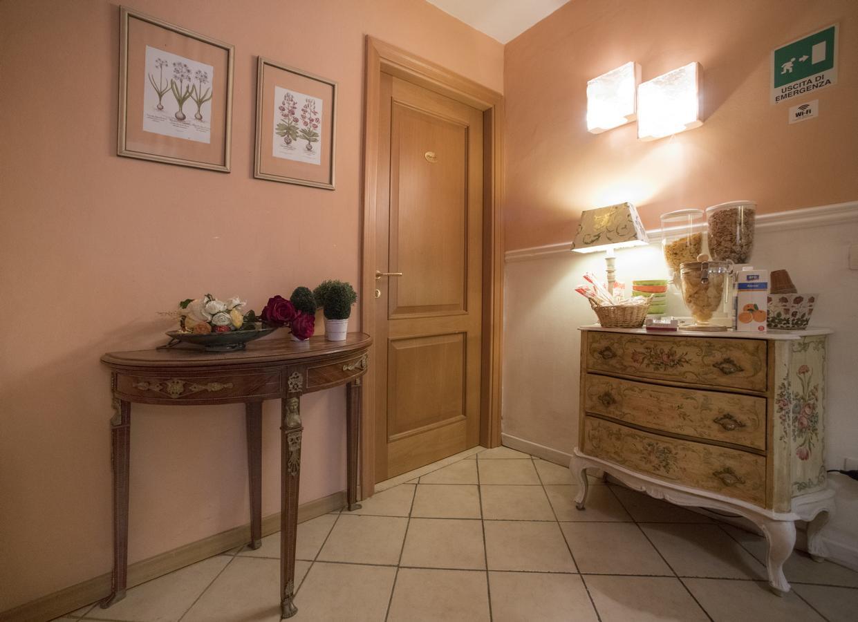 B&B Residenza Manzoni Florence Buitenkant foto